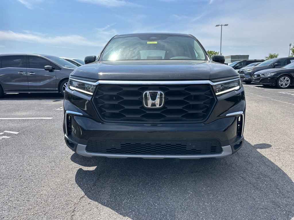 Certified 2025 Honda Pilot EX-L image 2