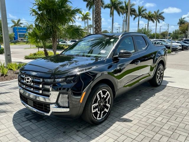 Used 2025 Hyundai Santa Cruz Limited AWD/4WD image 3