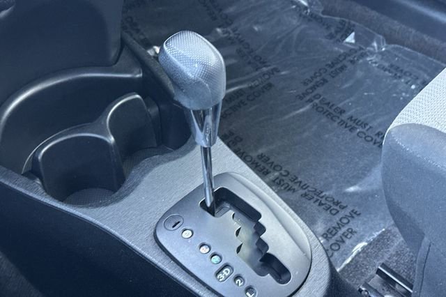 Used 2014 Toyota Yaris LE image 23