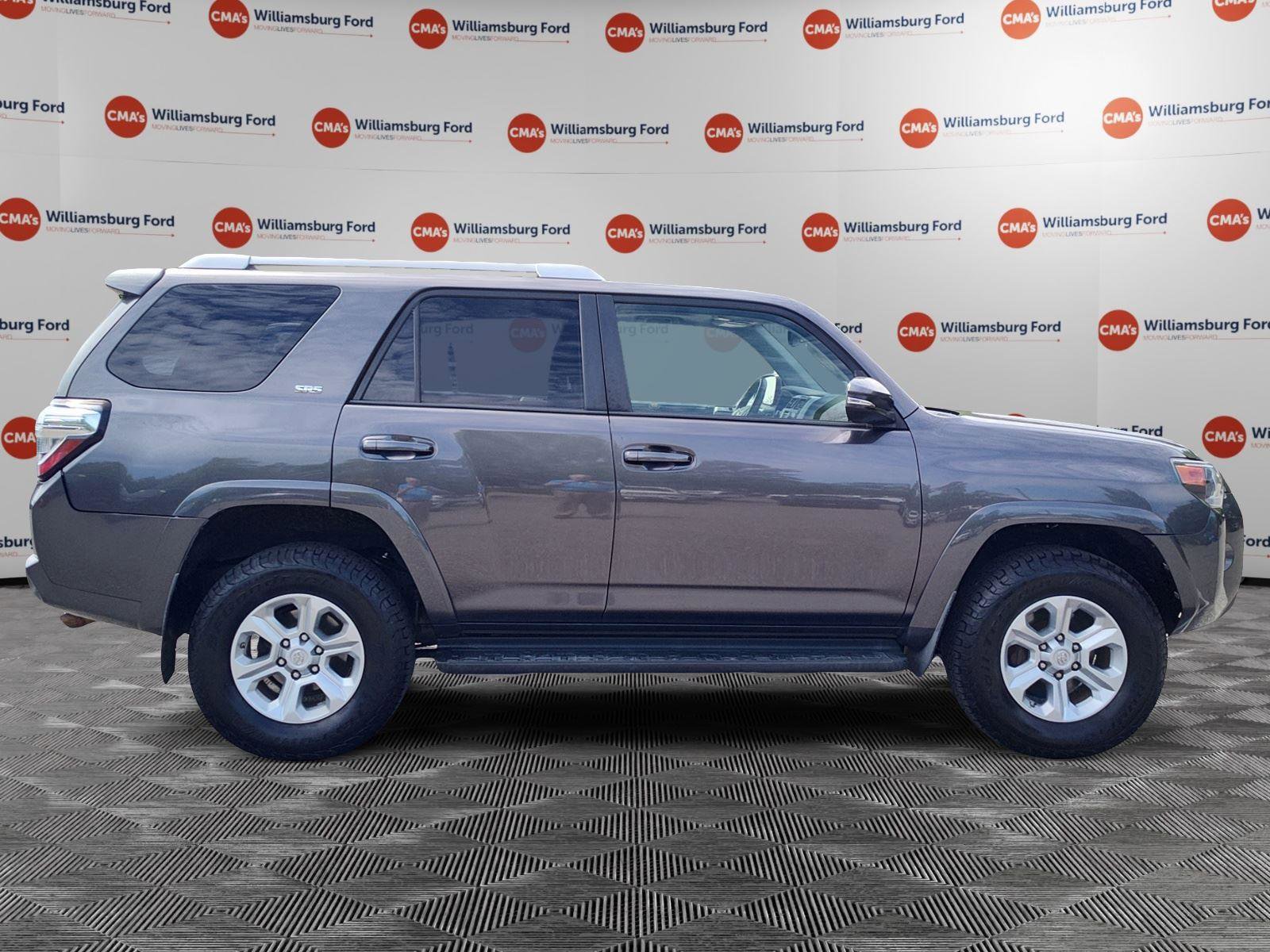 Used 2016 Toyota 4Runner SR5 Premium AWD/4WD image 6