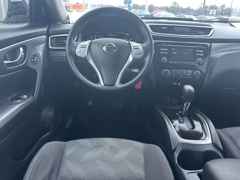 Used 2016 Nissan Rogue S image 15