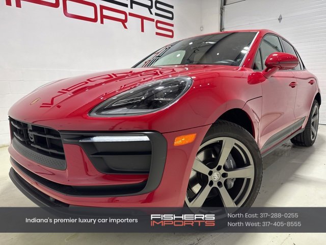 Used 2025 Porsche Macan Turbo image 1