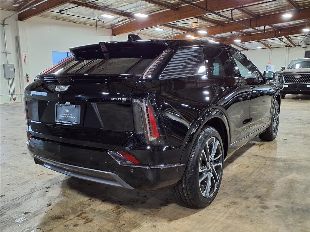 New 2026 Cadillac Optiq Sport 1 image 8