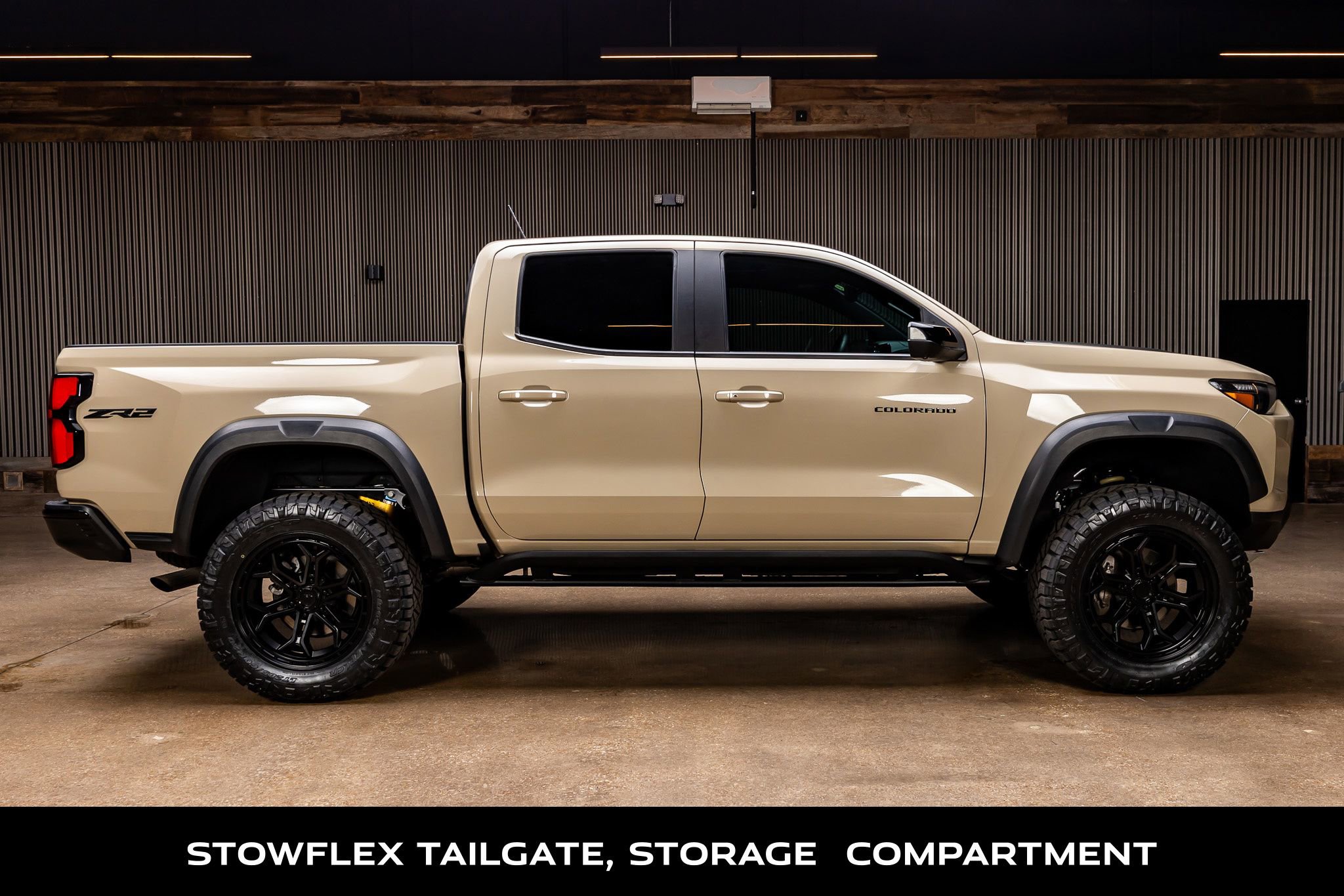 Used 2023 Chevrolet Colorado ZR2 w/ ZR2 Convenience Package III image 11