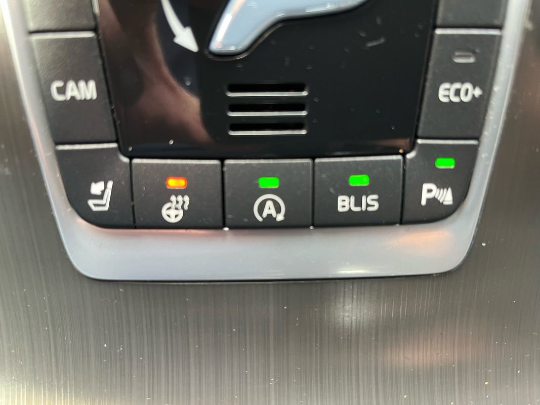 Used 2015 Volvo V60 T5 Platinum image 9