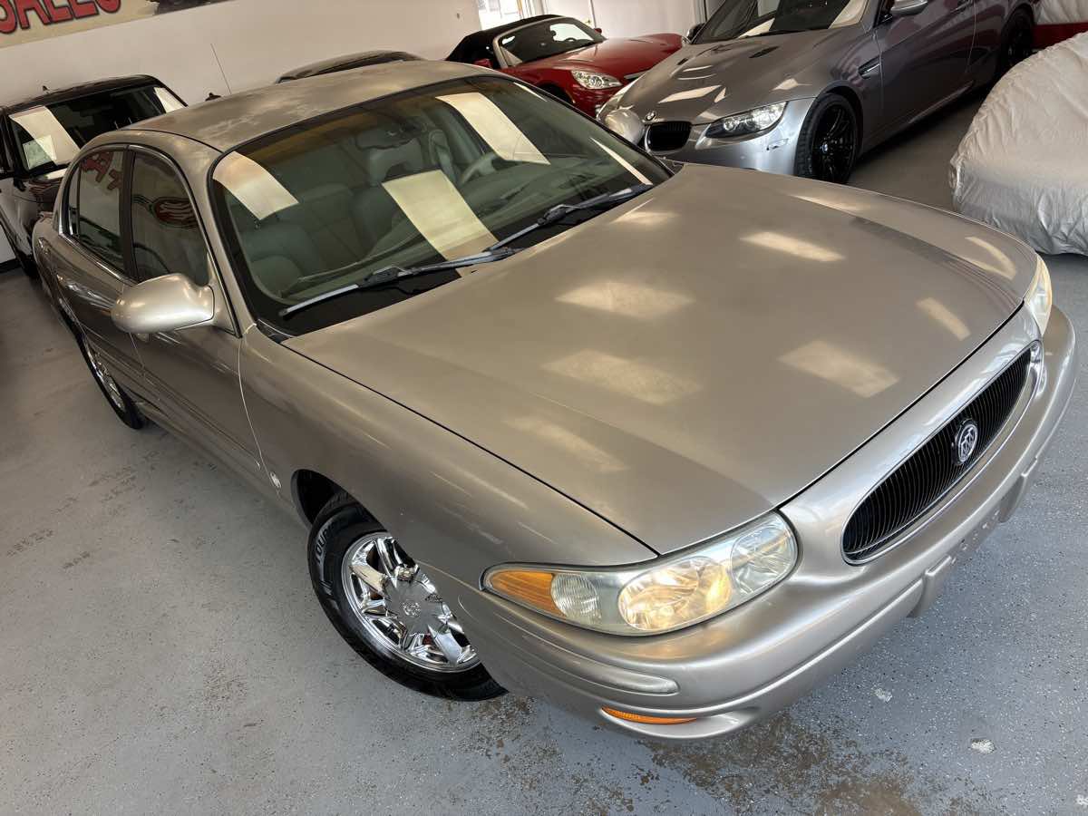 Used 2003 Buick Le Sabre Limited w/ Celebration Edition Package FWD image 8