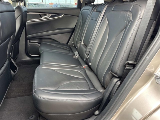 Used 2021 Lincoln Nautilus AWD w/ Equipment Group 101A image 19