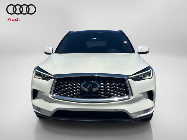 Used 2019 INFINITI QX50 Essential w/ Sensory Package AWD/4WD image 2