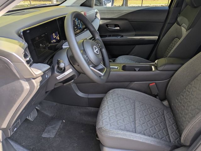 New 2026 Nissan Kicks SV image 19