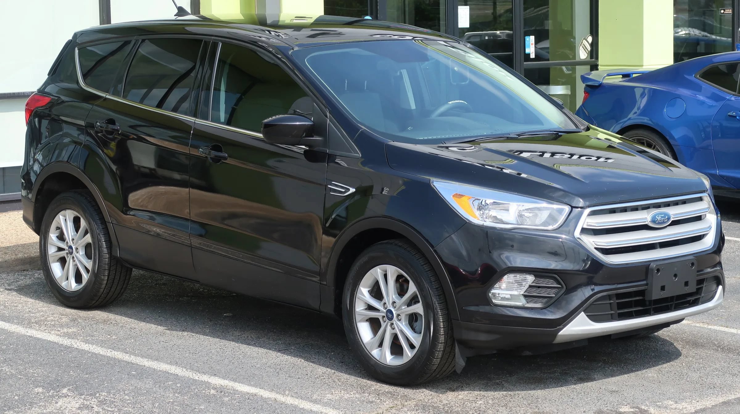 Used 2019 Ford Escape SE FWD image 5