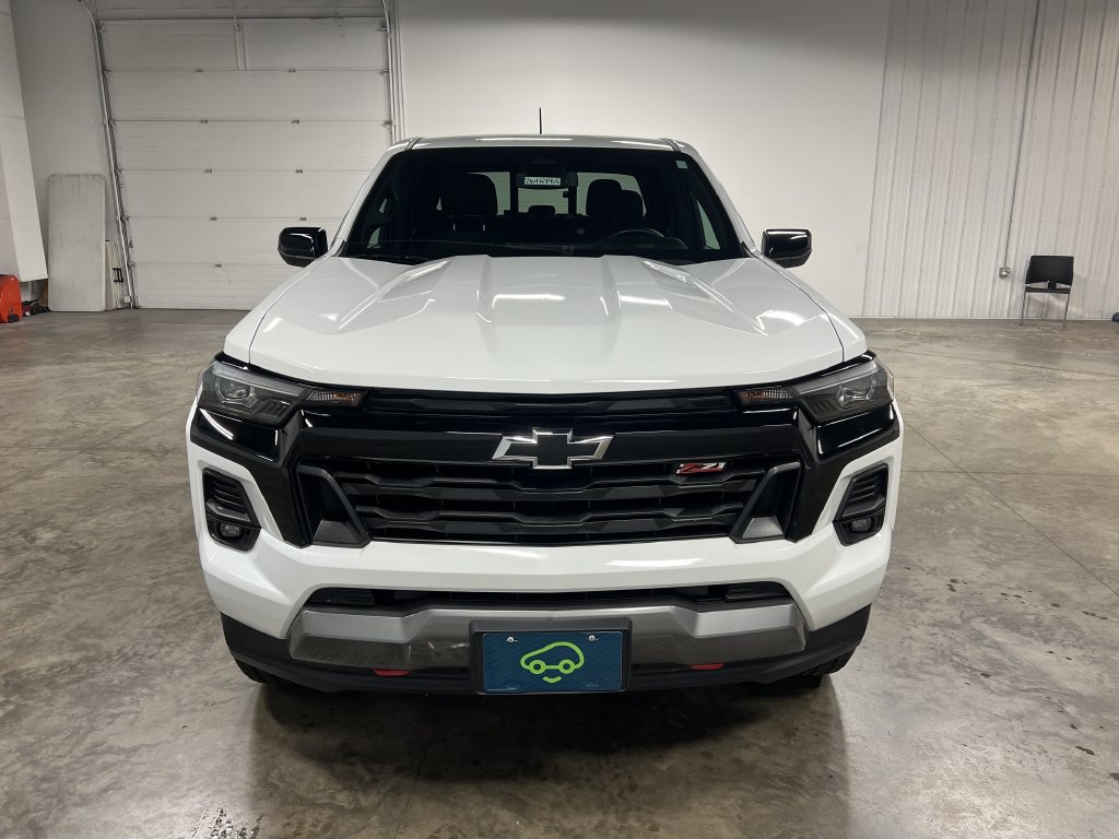 Certified 2023 Chevrolet Colorado Z71 w/ Z71 Convenience Package 2 AWD/4WD image 4
