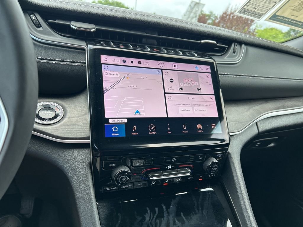 Used 2024 Jeep Grand Cherokee L Limited image 31