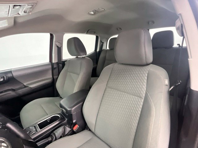 Used 2021 Toyota Tacoma SR AWD/4WD image 5