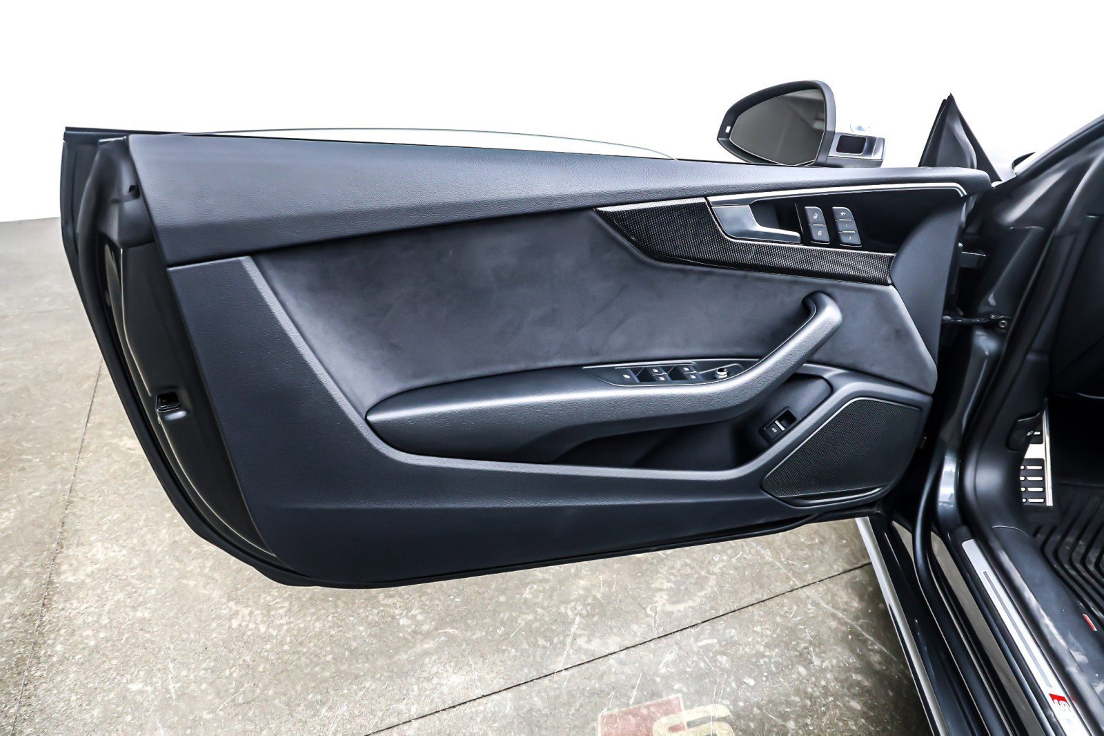 Used 2023 Audi S5 Premium w/ Convenience Package image 22