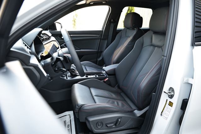 Certified 2025 Audi Q3 2.0T Premium Plus AWD/4WD image 21