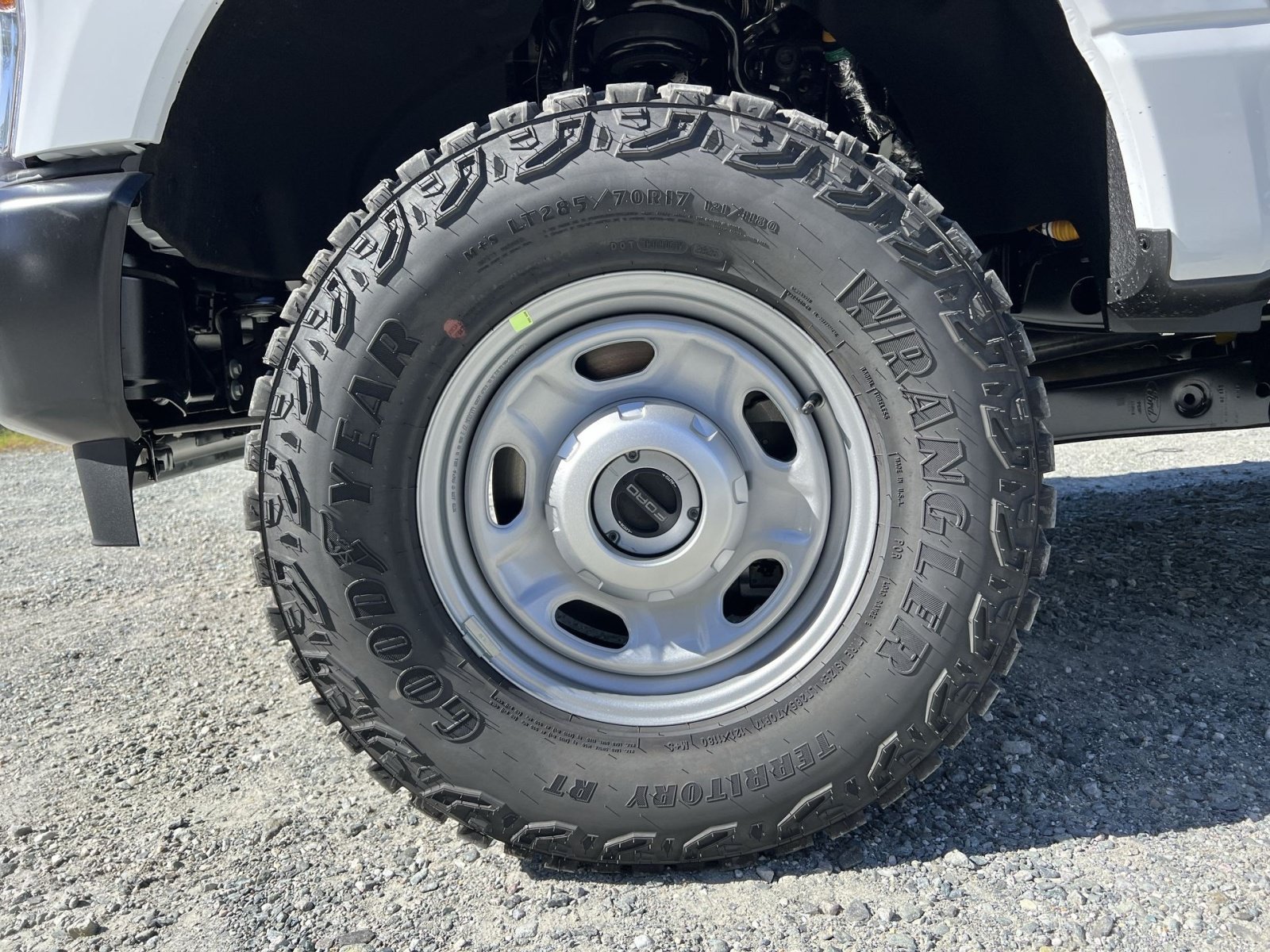 New 2027 Ford F250 XL w/ XL Off-Road 33" Tire Package AWD/4WD image 12