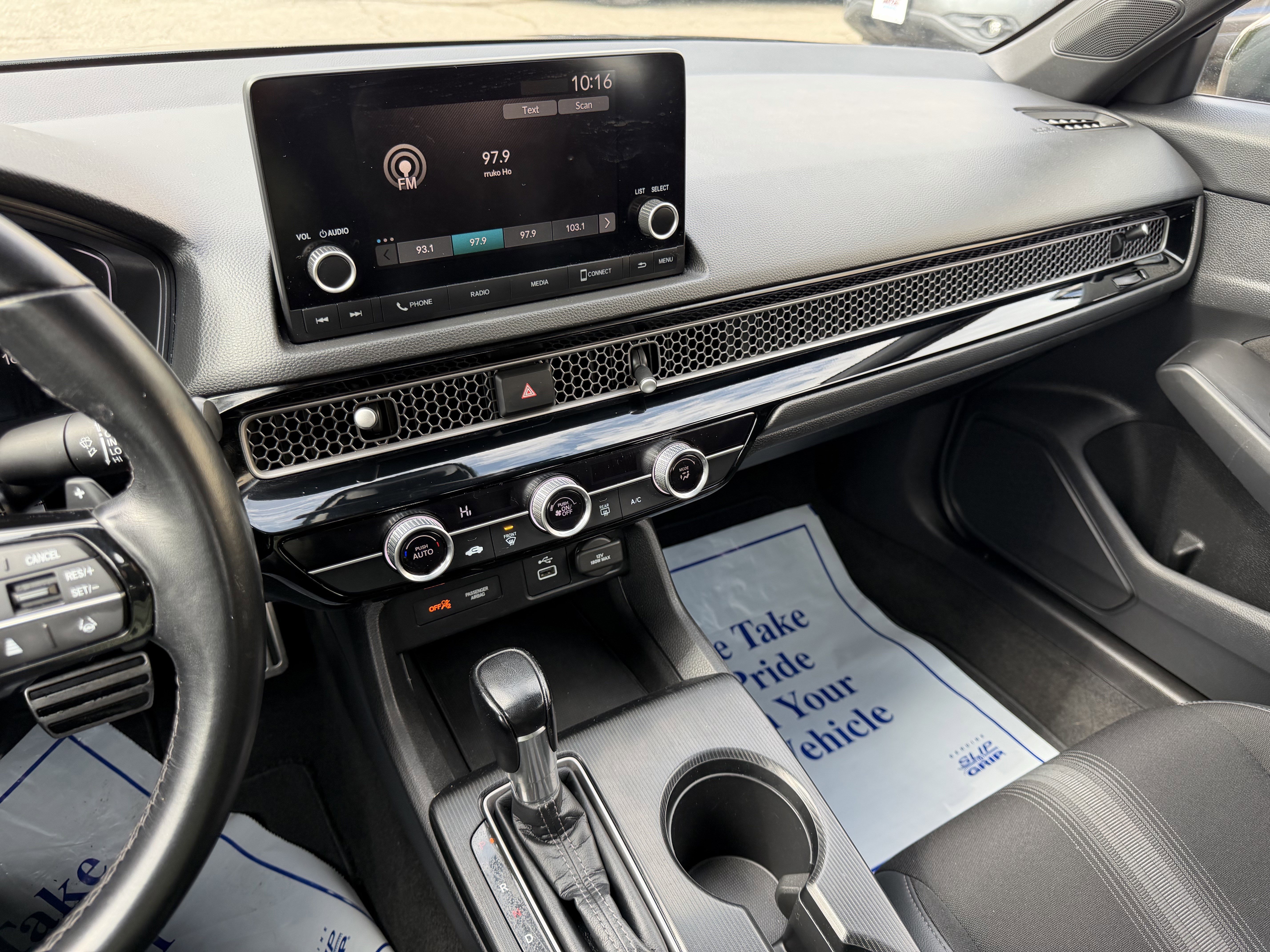 Used 2022 Honda Civic Sport image 14