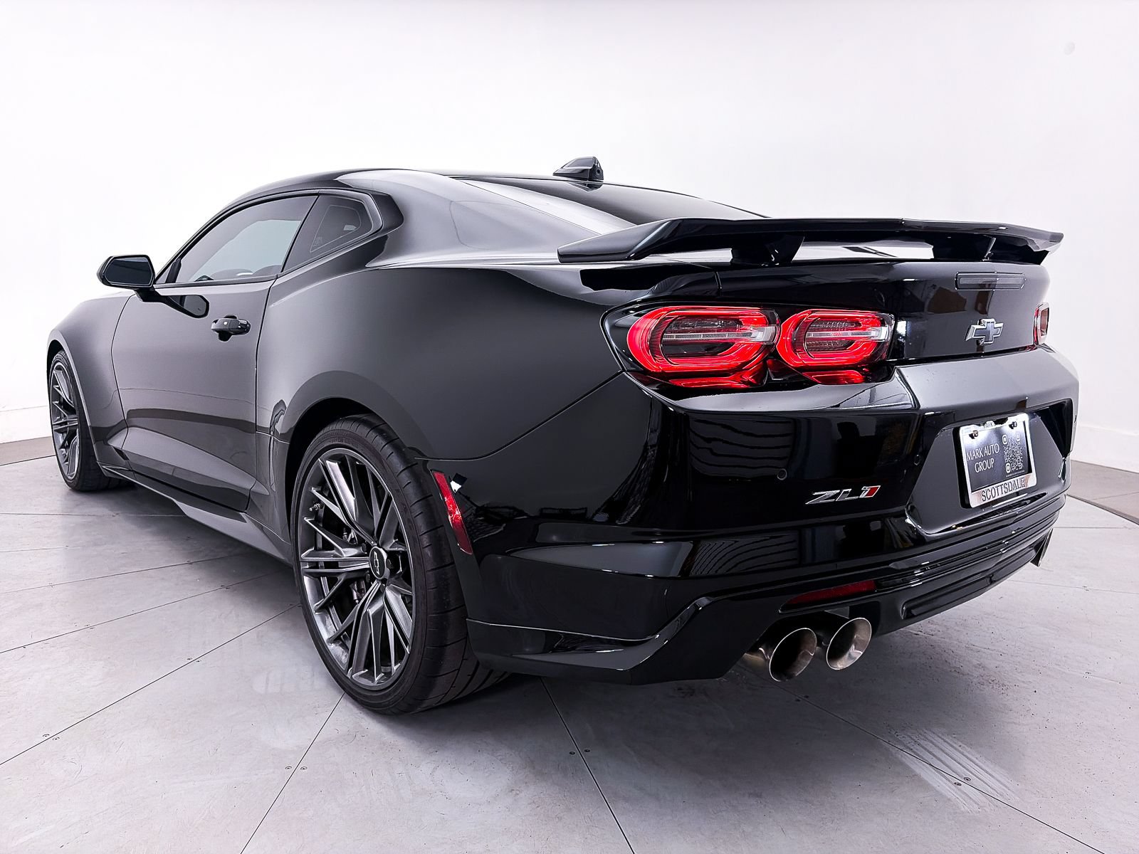Used 2023 Chevrolet Camaro ZL1 RWD image 16