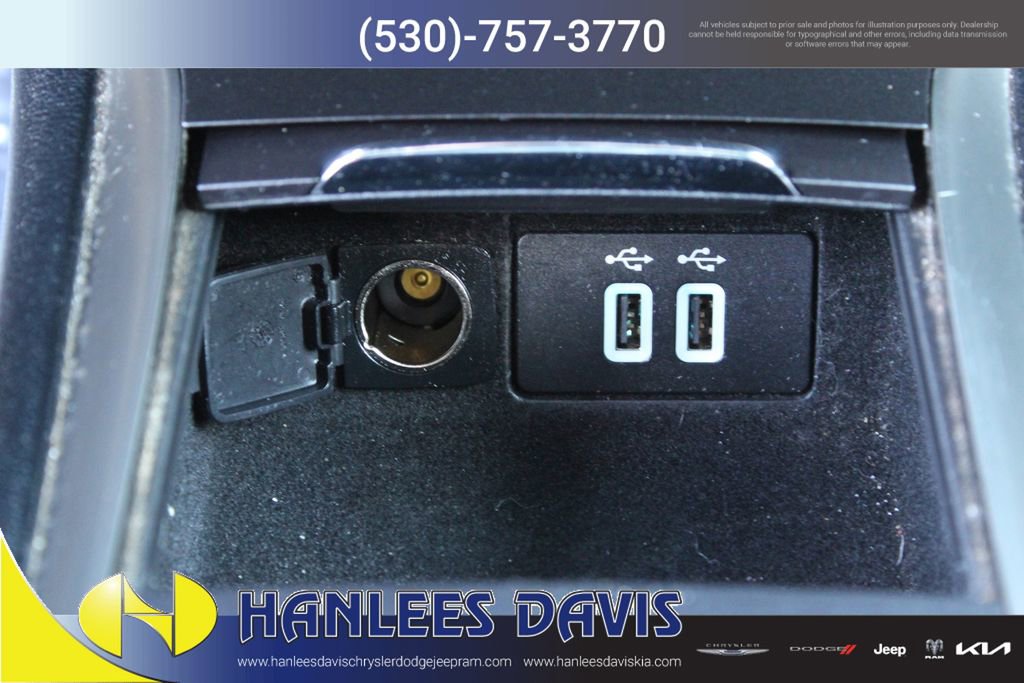 Used 2016 Lincoln MKC Select w/ Select Plus Package FWD image 20