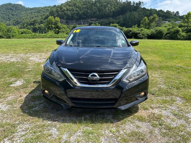 Used 2018 Nissan Altima 2.5 SR image 2