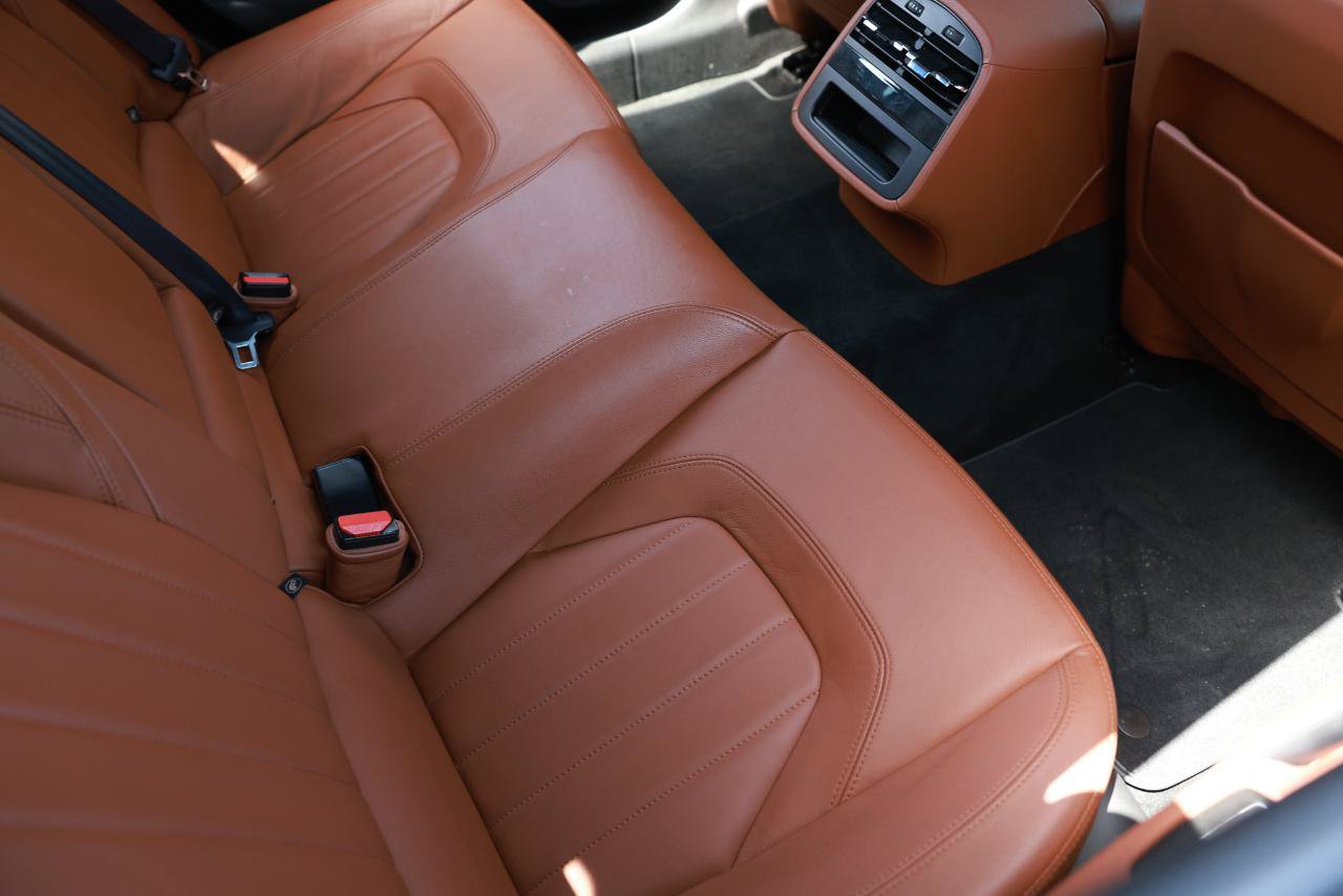 Used 2015 Maserati Quattroporte S Q4 AWD/4WD image 12