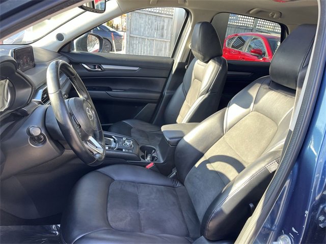 Used 2017 MAZDA CX-5 Touring w/ Preferred Equipment Package image 11