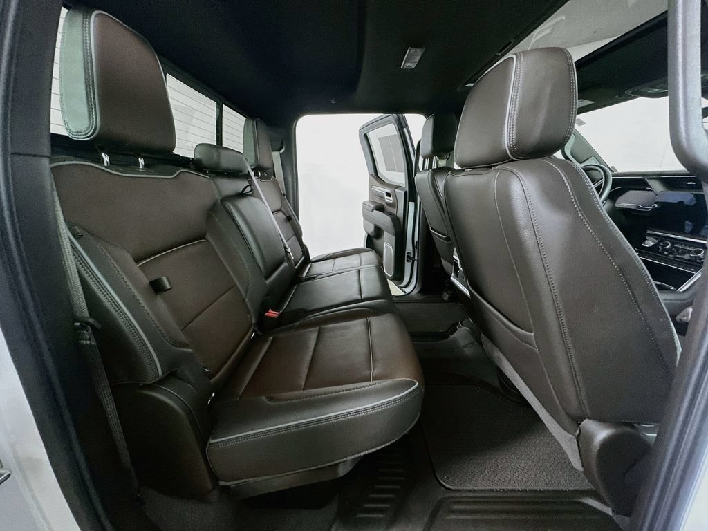 Used 2024 GMC Sierra 1500 Denali AWD/4WD image 11