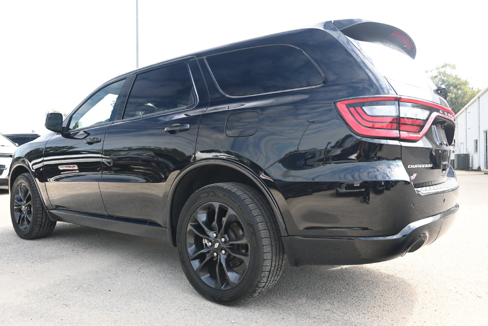 Used 2025 Dodge Durango GT AWD/4WD image 4