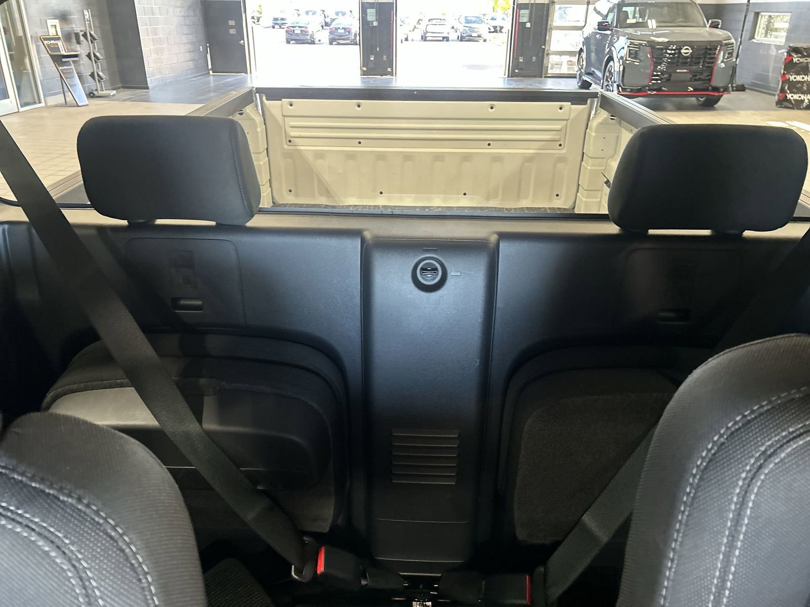 Used 2024 Nissan Frontier SV w/ Technology Package AWD/4WD image 6
