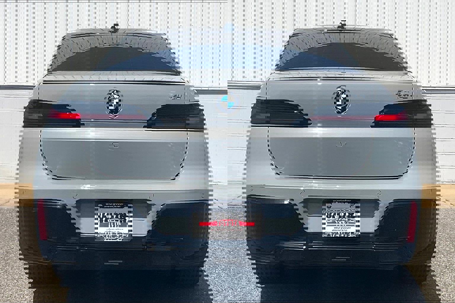 Used 2024 BMW 740i w/ Premium Package 2 image 5