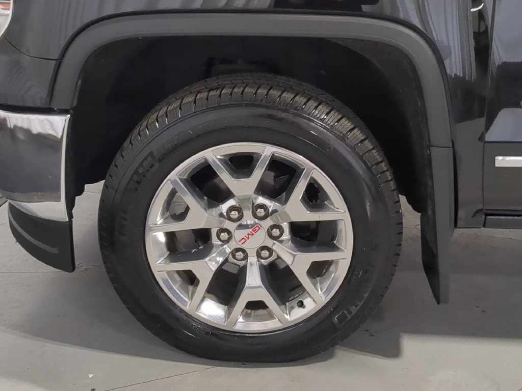 Used 2015 GMC Sierra 1500 SLT w/ Max Trailering Package AWD/4WD image 17