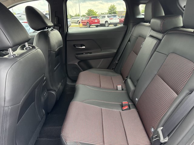 New 2026 Nissan Kicks SR w/ Cold Weather Package FWD image 6