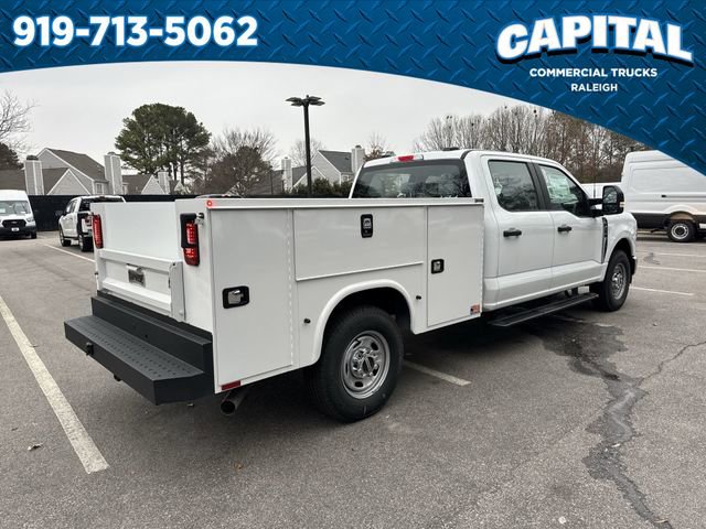 New 2026 Ford F250 XL w/ XL Chrome Package image 8