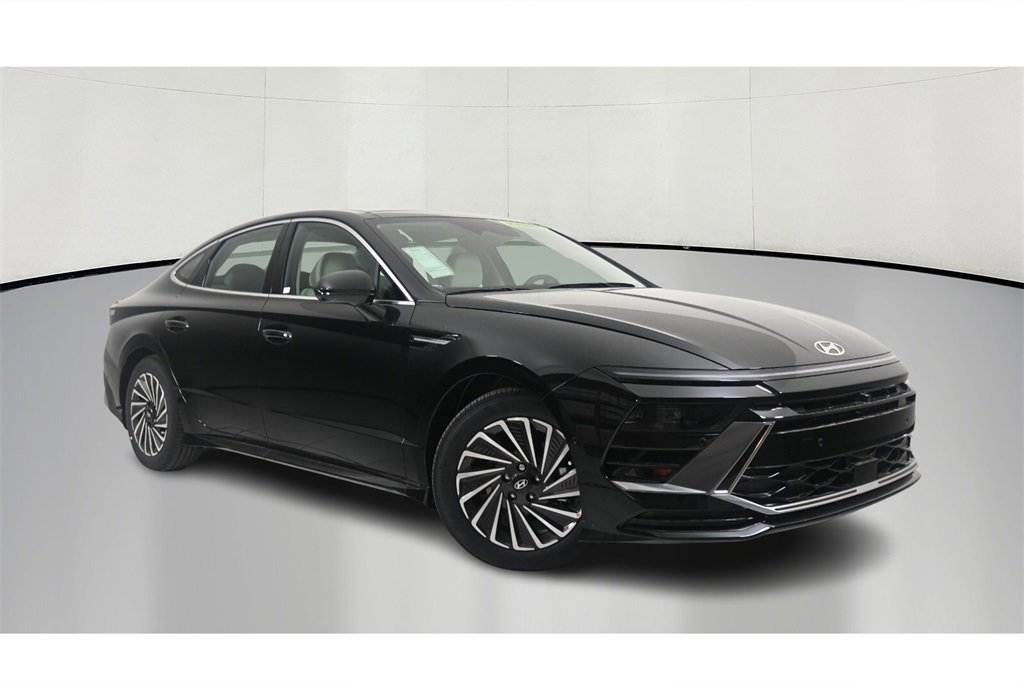 Used 2024 Hyundai Sonata Limited