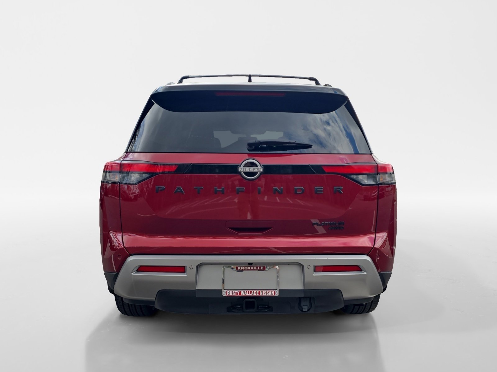 Used 2023 Nissan Pathfinder Platinum image 4