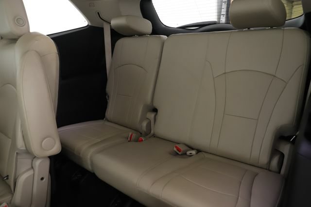Used 2018 Buick Enclave Essence FWD image 27
