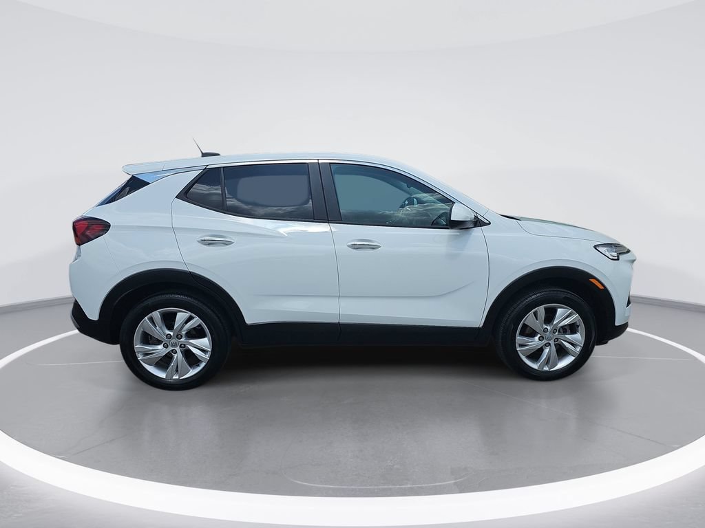 Certified 2024 Buick Encore GX Preferred w/ Comfort Package AWD/4WD image 2