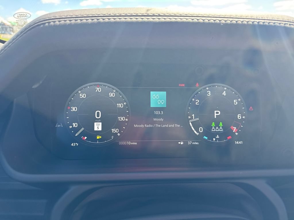 New 2026 Land Rover Defender 130 X-Dynamic SE AWD/4WD image 21