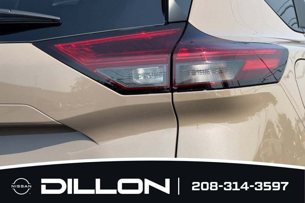 New 2026 Nissan Rogue SV w/ Rock Creek Premium Package AWD/4WD image 28