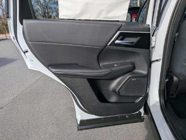 New 2026 Mitsubishi Outlander SE FWD image 23