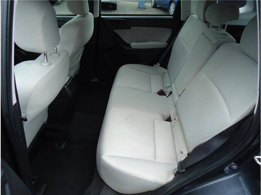 Used 2015 Subaru Forester 2.5i Premium w/ All-Weather Package image 13