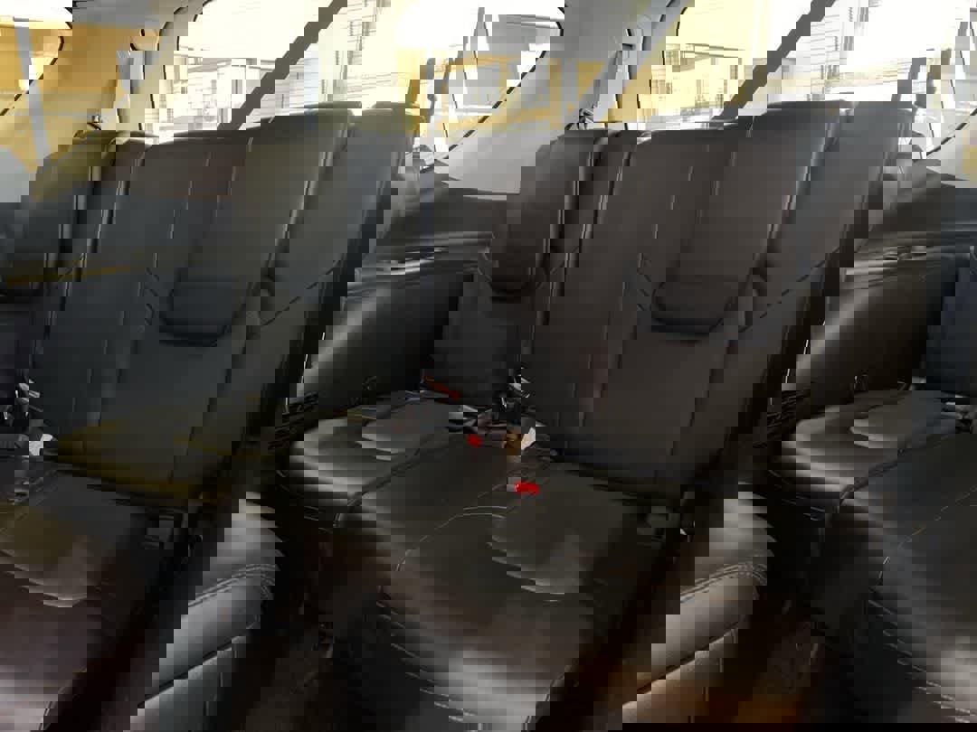 Used 2022 Nissan Armada SL w/ Captain's Chairs Package image 23