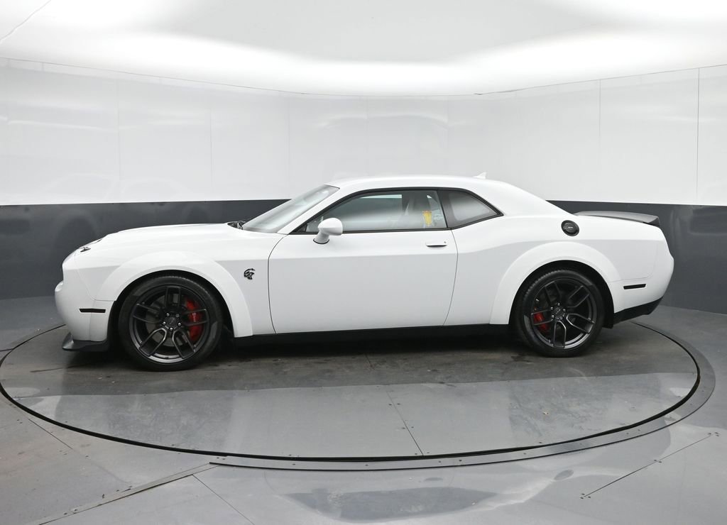 Used 2019 Dodge Challenger SRT Hellcat Redeye image 4