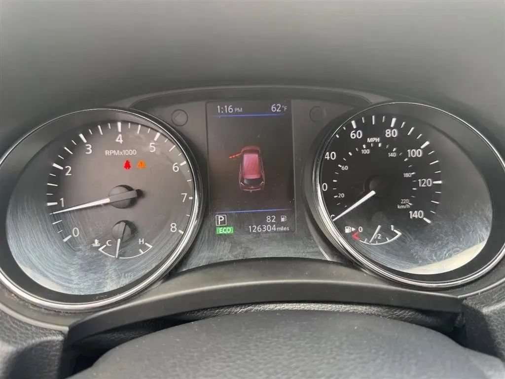 Used 2018 Nissan Rogue S AWD/4WD image 12