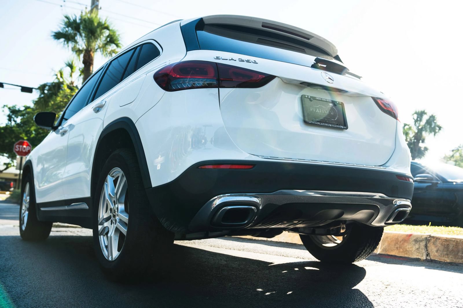 Used 2022 Mercedes-Benz GLA 250 4MATIC w/ Premium Package image 14