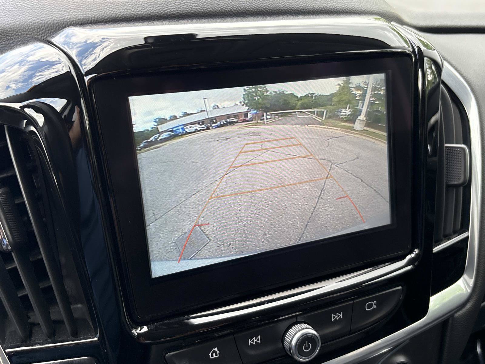 Used 2019 Chevrolet Traverse LT w/ LPO, Blackout Package AWD/4WD image 20