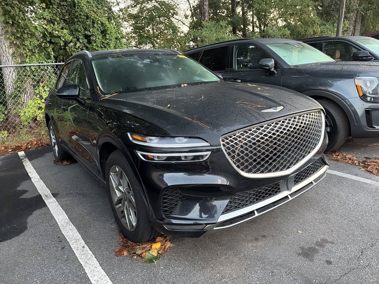Used 2025 Genesis GV70 2.5T AWD/4WD image 3