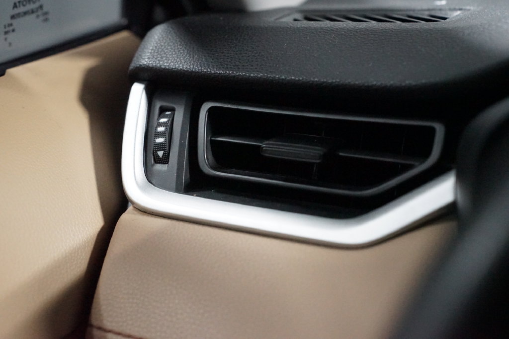 Certified 2020 Toyota RAV4 LE FWD image 23