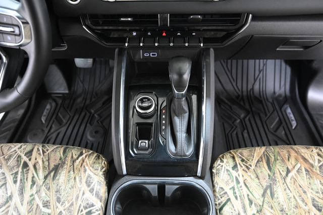 Used 2024 GMC Canyon Elevation w/ Elevation Premium Package AWD/4WD image 30