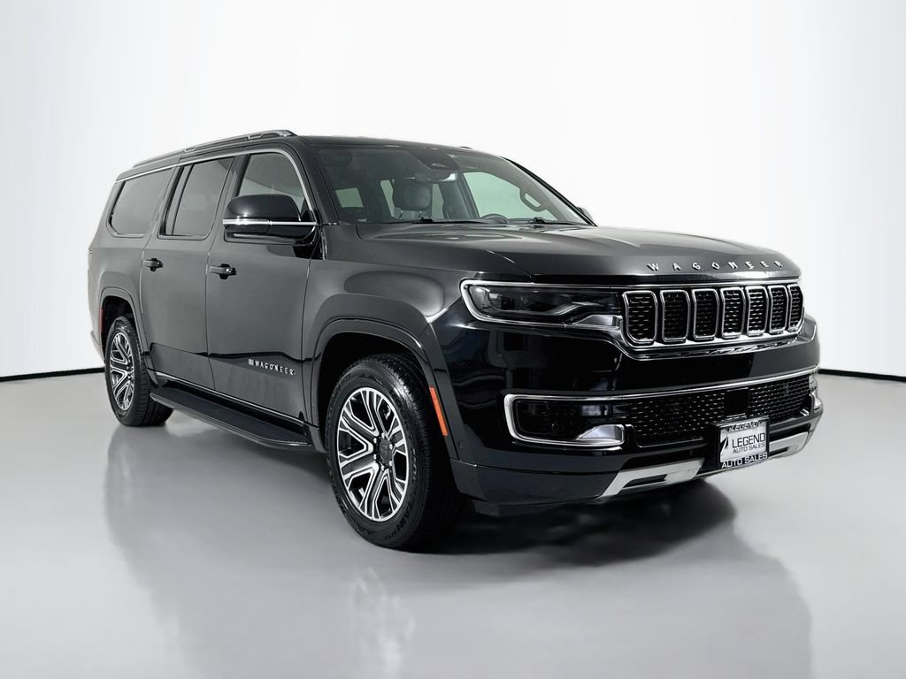 Used 2024 Jeep Wagoneer L Series II RWD image 4